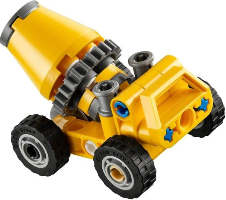 42233-6 Cement Truck