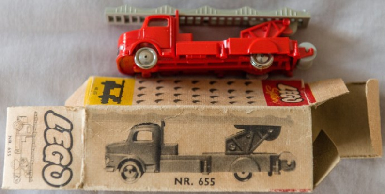 655-2 1:87 Mercedes Fire Truck