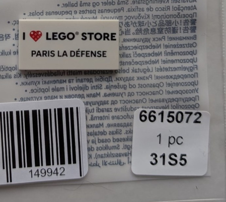 5009933-1 I Heart Paris La Défense