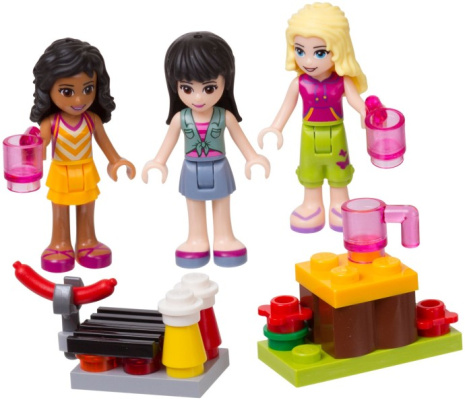 853556-1 Friends Mini-Doll Campsite Set