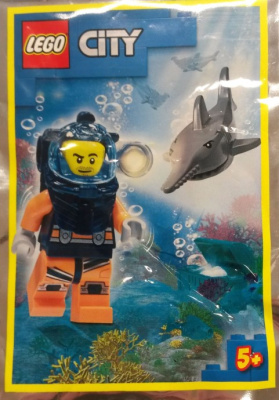 862011-1 Diver and Shark