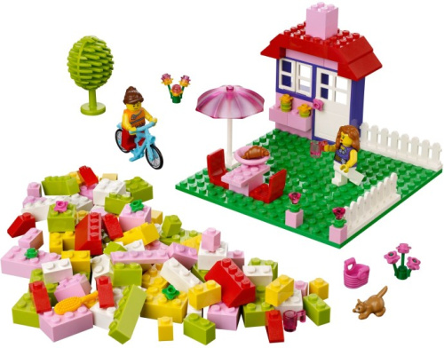 10660-1 LEGO® Pink Suitcase