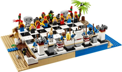 40158-1 Pirates Chess Set