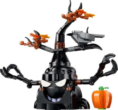 40900-1 Scary Haunted Tree