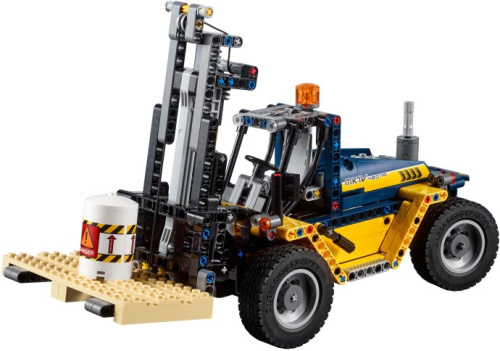 42079-1 Heavy Duty Forklift
