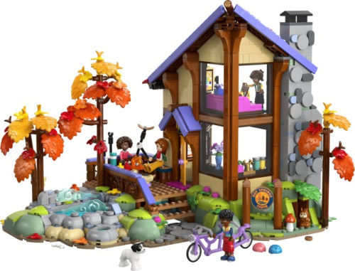 42705-1 Cosy Autumn Forest Cabin