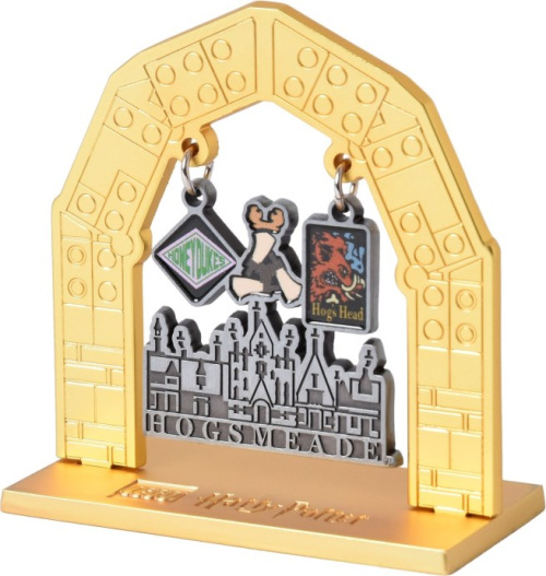 5009867-1 Hogsmeade Sign