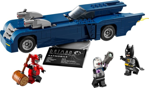 76274-1 Batman with the Batmobile vs. Harley Quinn and Mr. Freeze