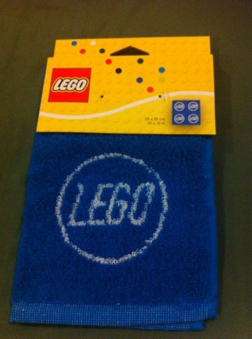 853209-1 Small blue towel
