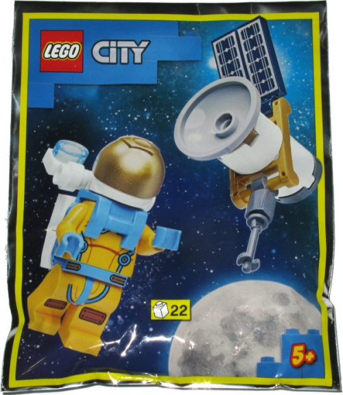 952205-1 Astronaut and satellite