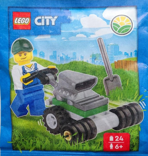 952404-1 Farmer with lawn mower